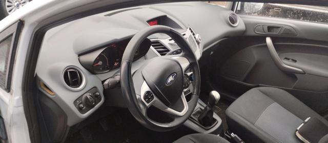 FORD Fiesta + 1.4 5 porte Bz.- GPL
