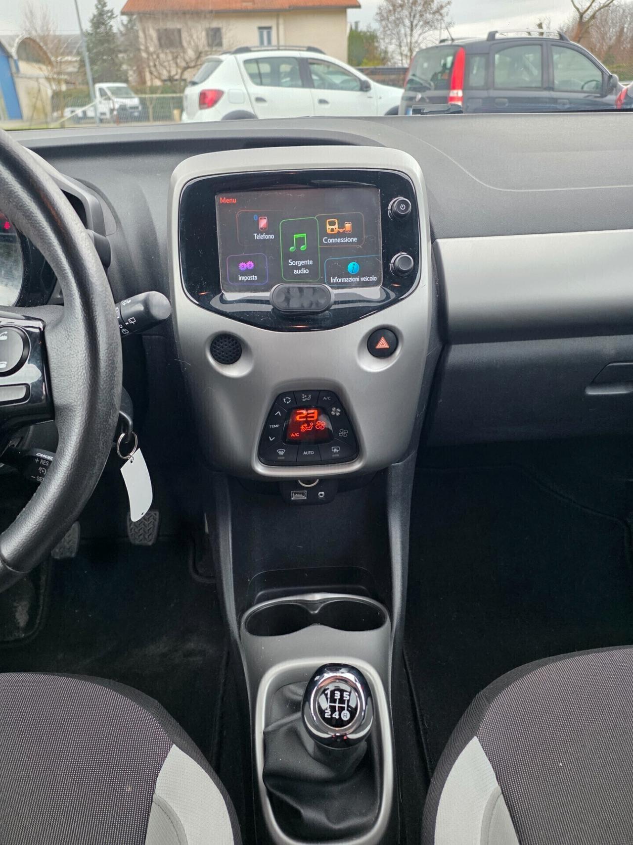 Toyota Aygo 1.0 benz. 2017 FINANZIABILE