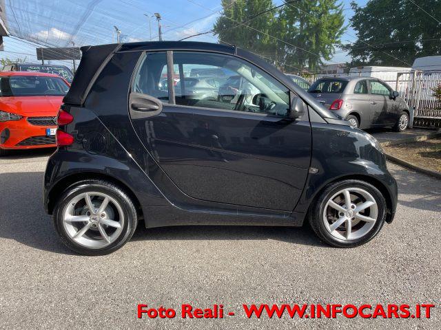 SMART ForTwo 1000 52 kW MHD Cabrio passion NEOPATENTATI