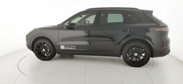 PORSCHE Cayenne 3.0 V6