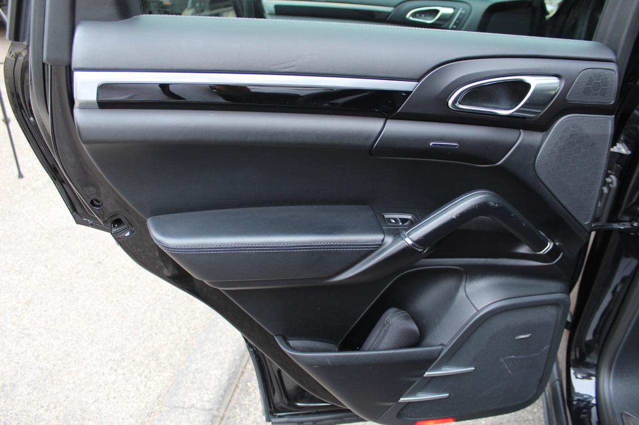 Porsche Cayenne 3.0 Diesel Platinum Edition