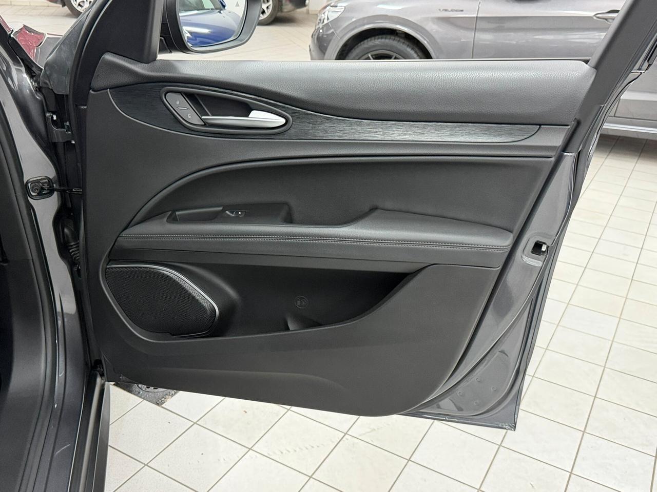 Alfa Romeo Stelvio 2.2 TD 160 CV ROSSO EDIZIONE NAVI RETROCAMERA 2PDC