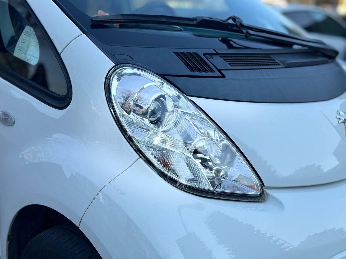 Peugeot iOn Active 49kW my13