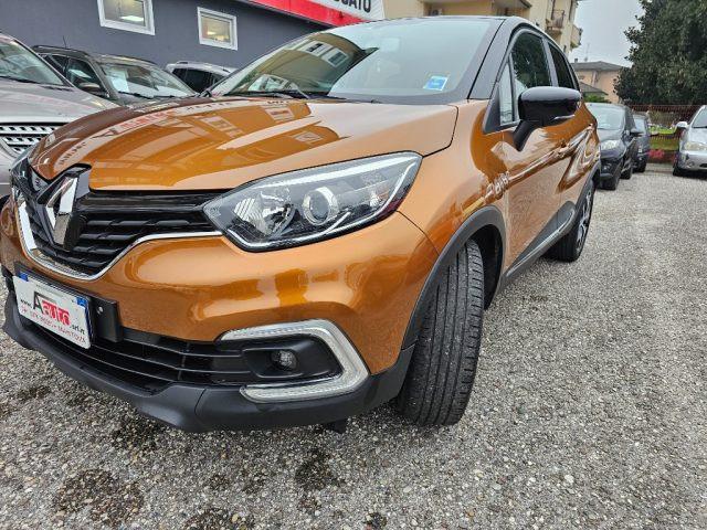 RENAULT Captur 0.9 TCe 12v 90cv - OK NEOPATENTATI - "DA VETRINA"