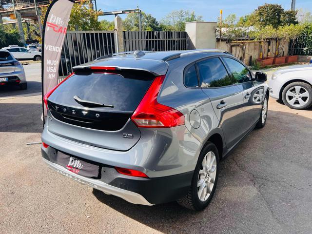 VOLVO V40 Cross Country D2 Business
