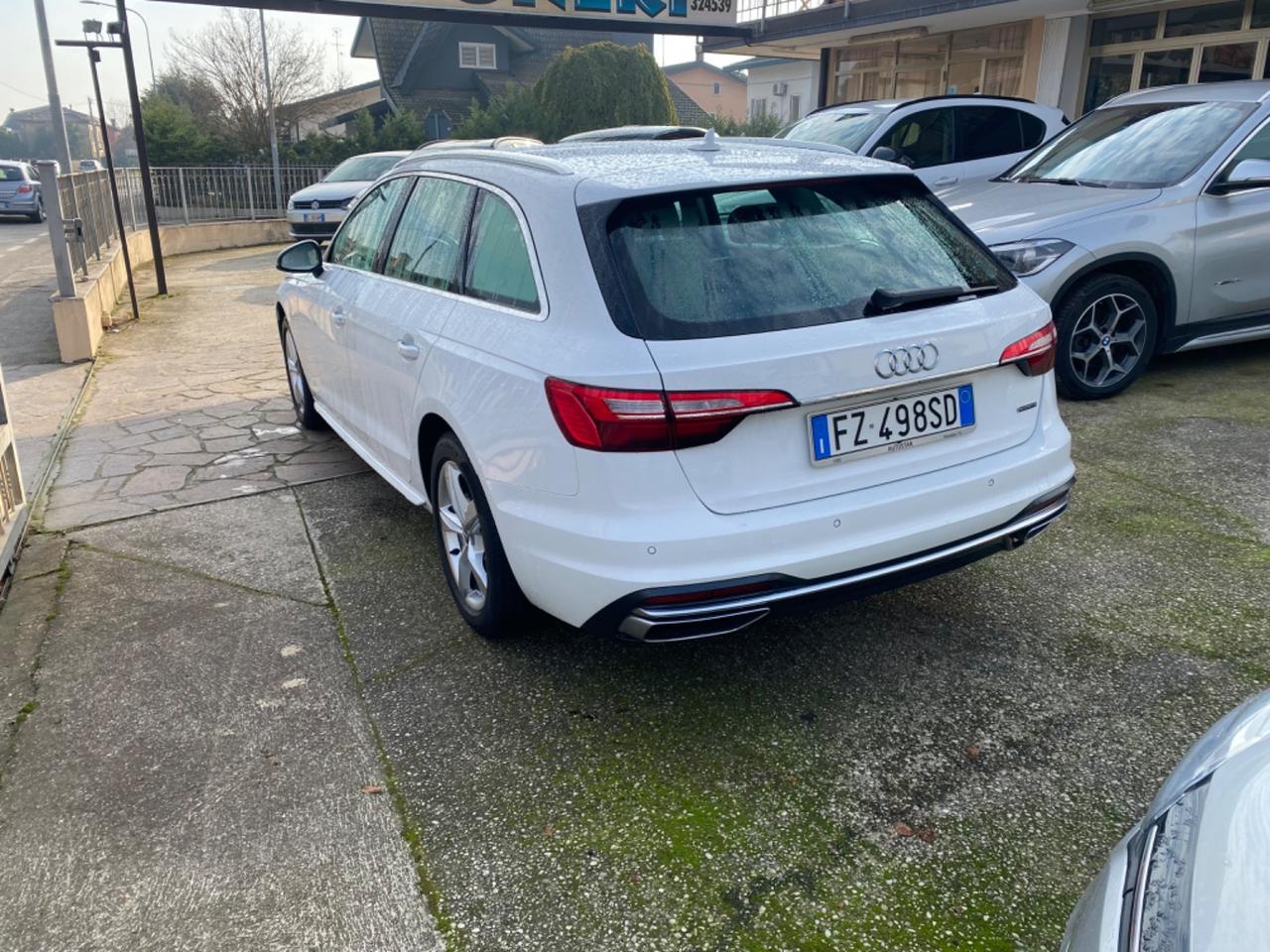 Audi A4 Avant 40 TDI quattro S tronic Business Advanced