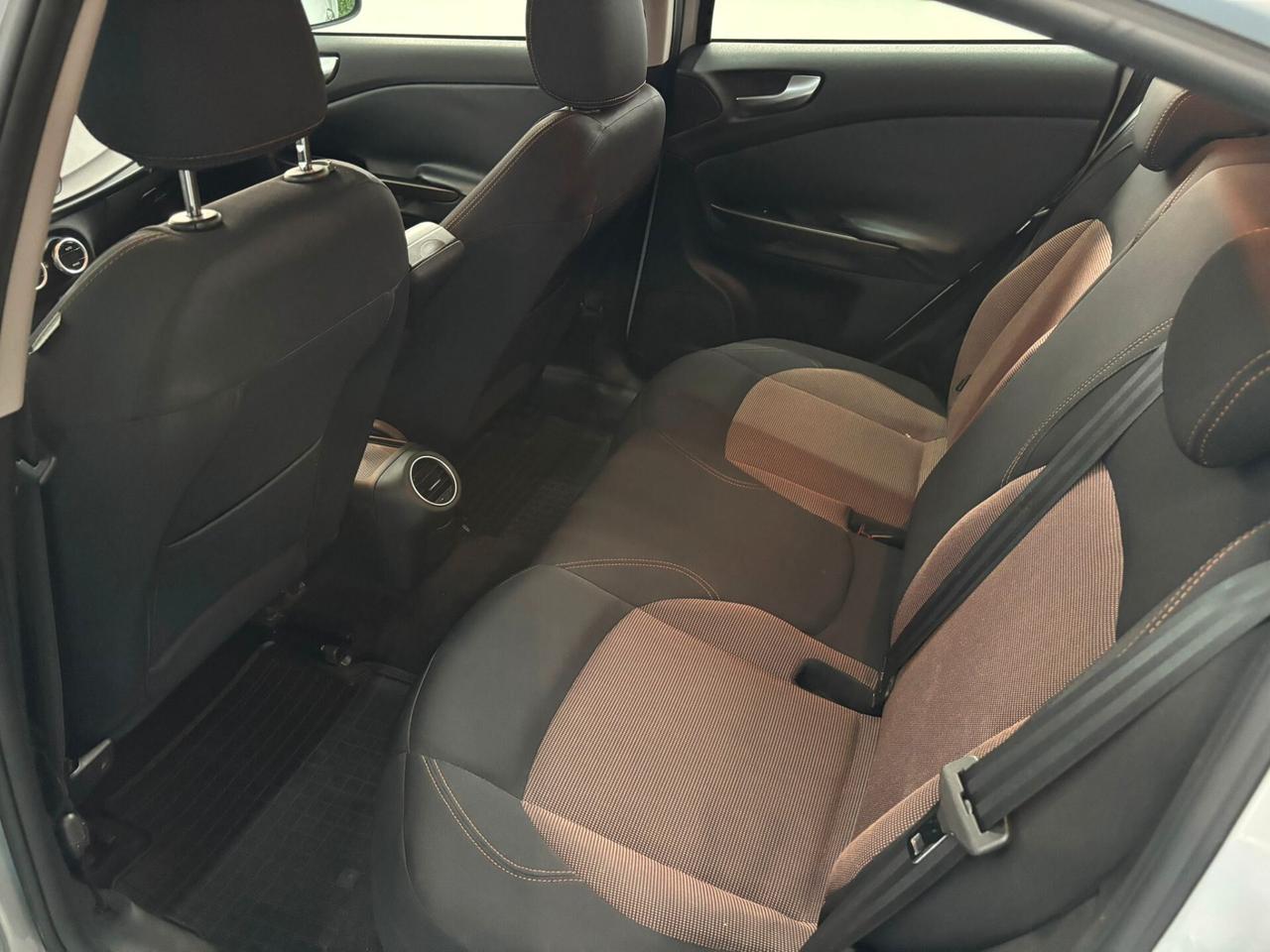 Alfa Romeo Giulietta 2.0 JTDm-2 150 CV Distinctive