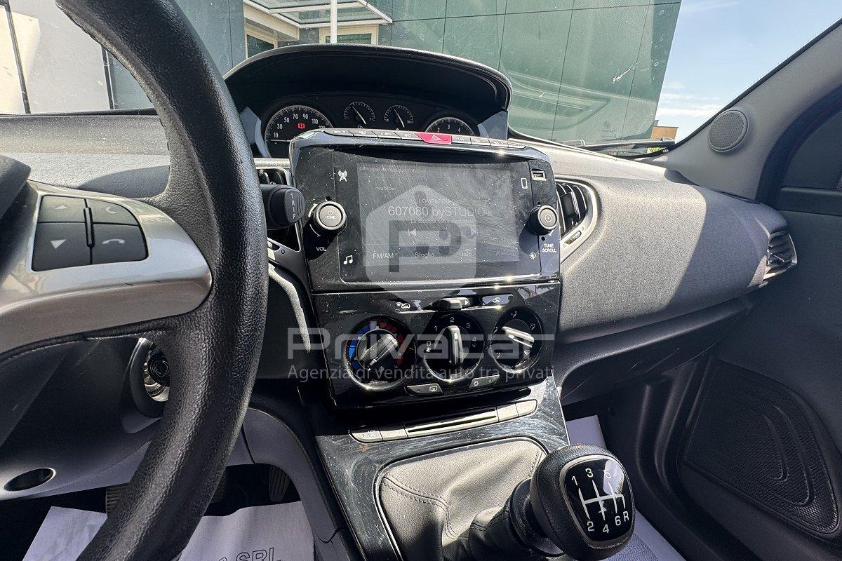 LANCIA Ypsilon 1.0 FireFly 5 porte S&S Hybrid Ecochic Gold