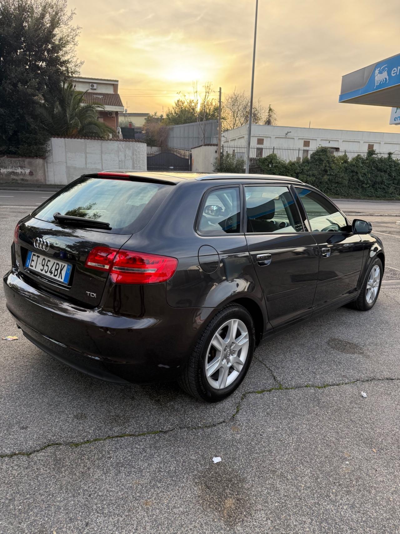 Audi A3 SPB 1.6 TDI 105 CV CR S tronic Attraction