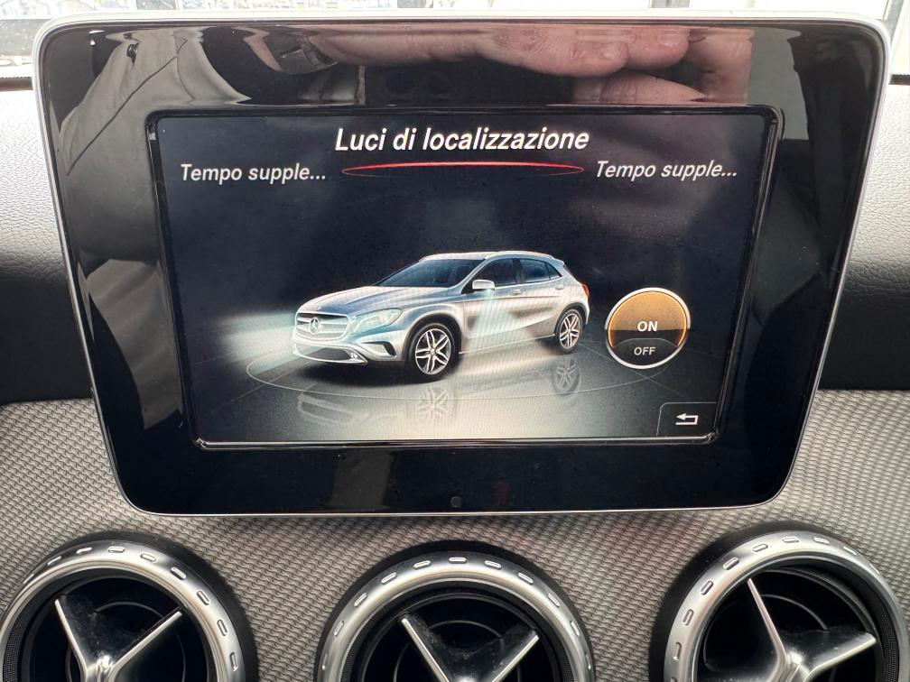 Mercedes-Benz GLA 200 d Sport Navi Pelle Pdc Retrocamera Uniprop
