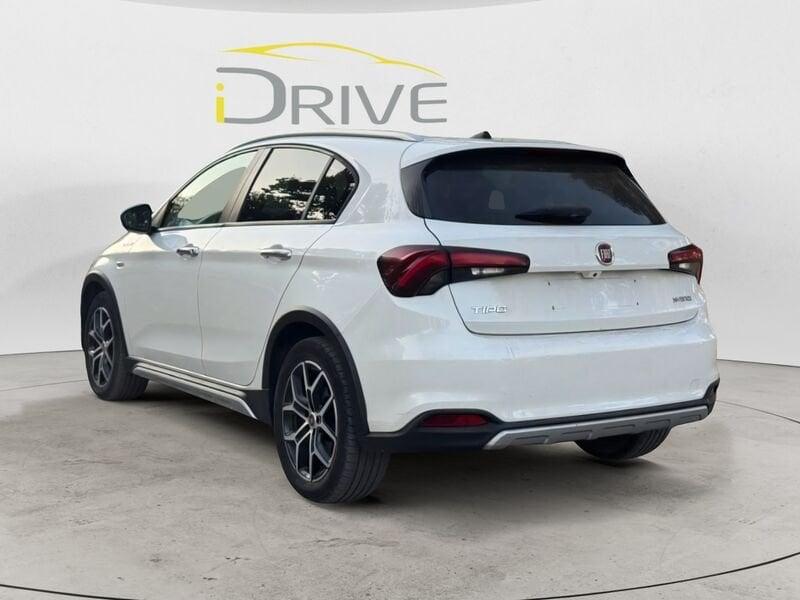 FIAT Tipo 1.5 Hybrid DCT 5 porte Cross