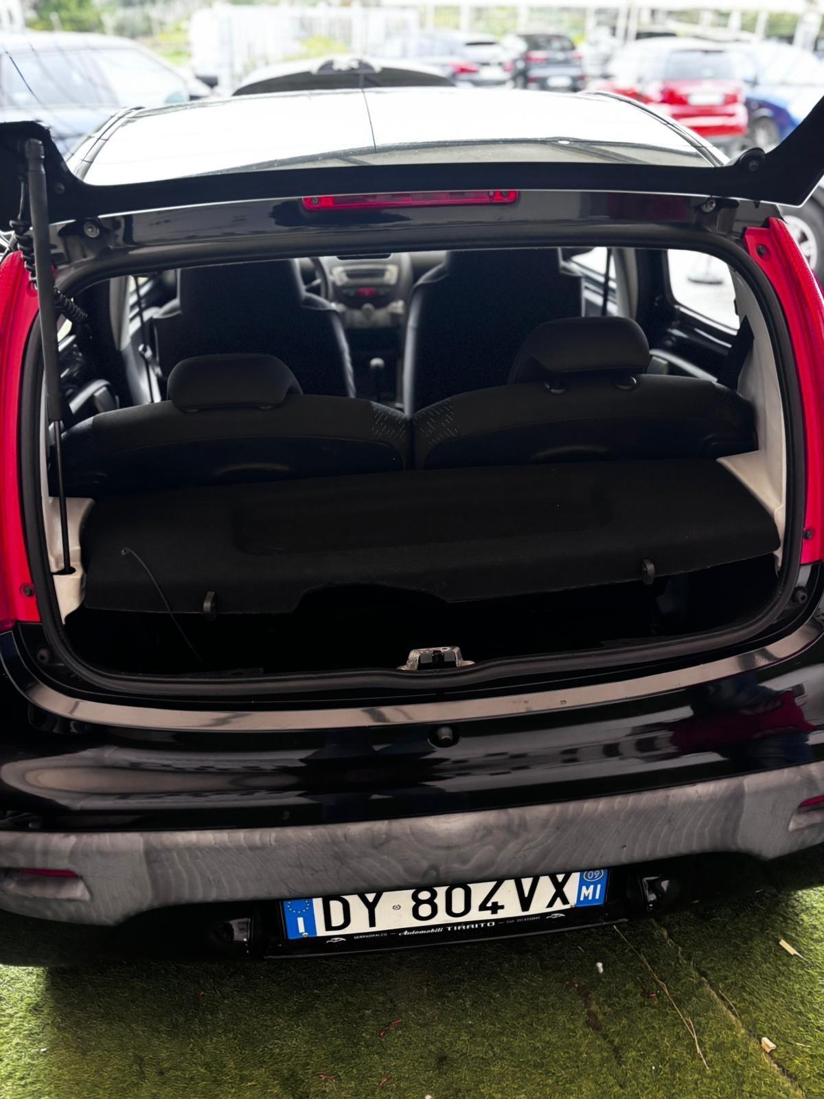 Peugeot 107 1.0 68CV 5p. Sweet Years