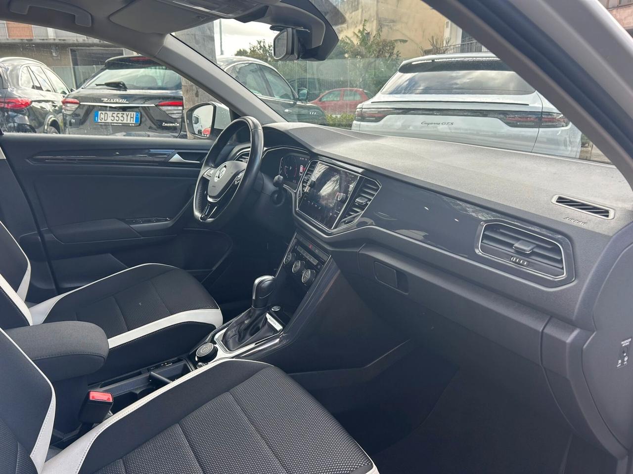 Volkswagen T-Roc 2.0 TDI Advanced 150CV DSG 4Motion App Cockpit USB