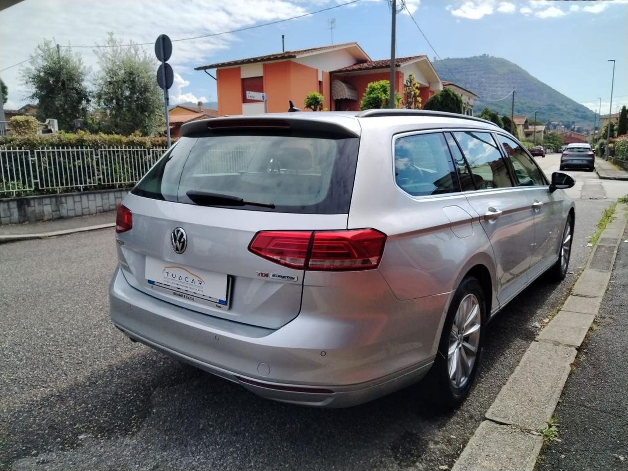 Volkswagen Passat Comfortline 1.6 TDI