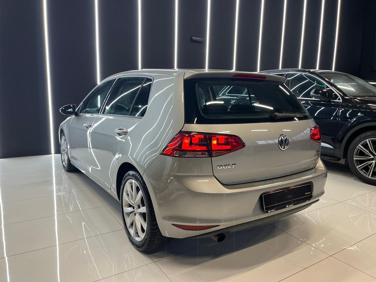 Volkswagen Golf 1.6 TDI 5p. Highline BlueMotion Technology OK NEOPATENTATI