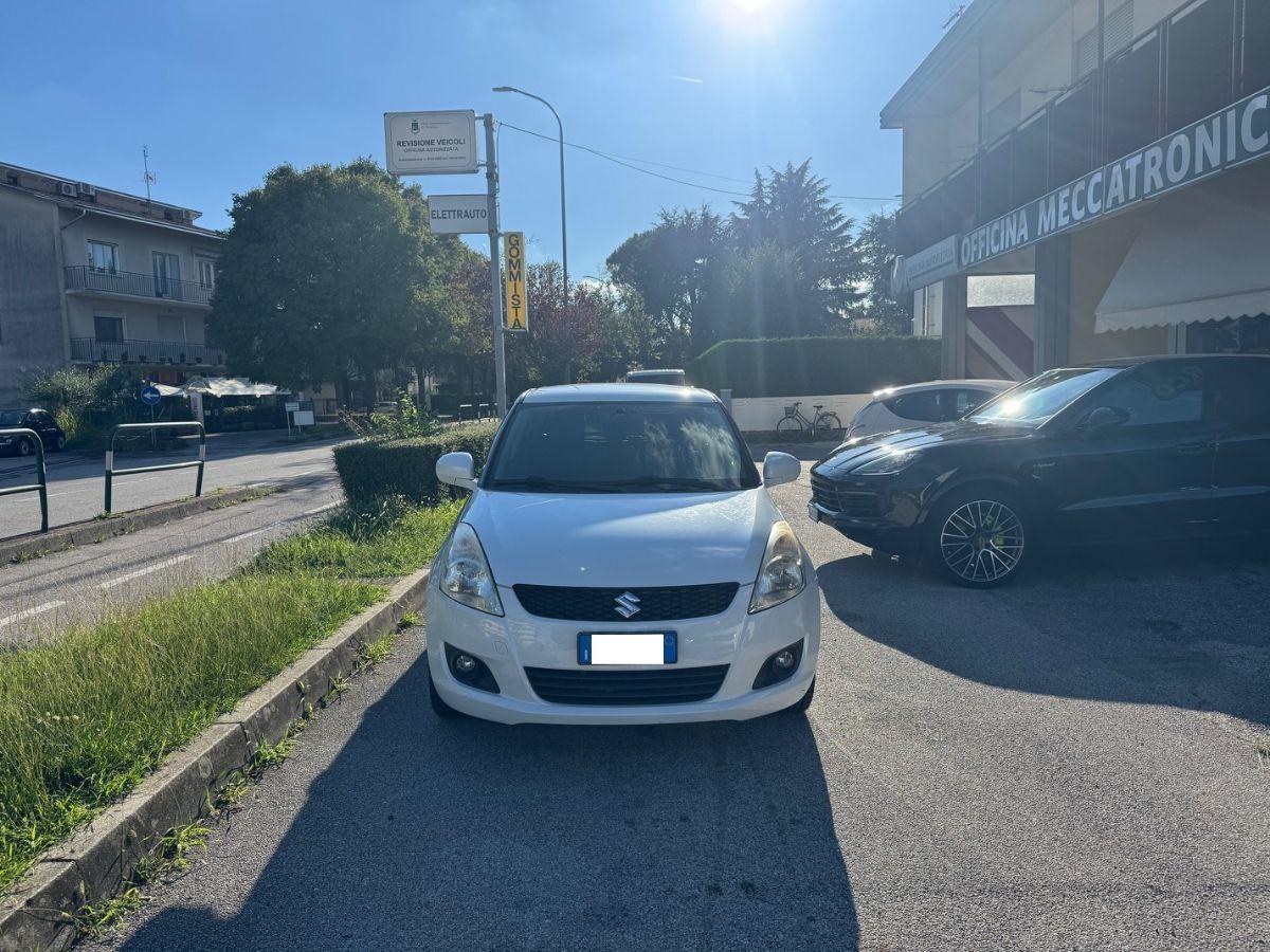 SUZUKI - Swift - 1.2 VVT 4WD 5p GL Top