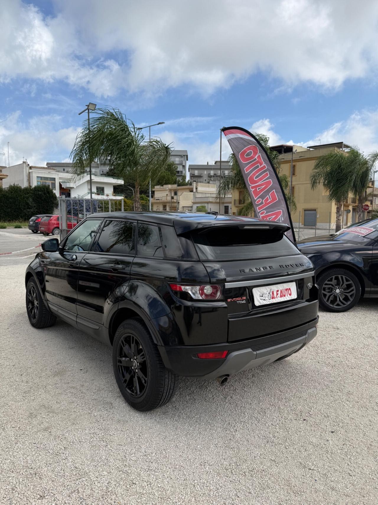 Land Rover Range Evoque 2.2 TD4 5p. Pure Tech Pack