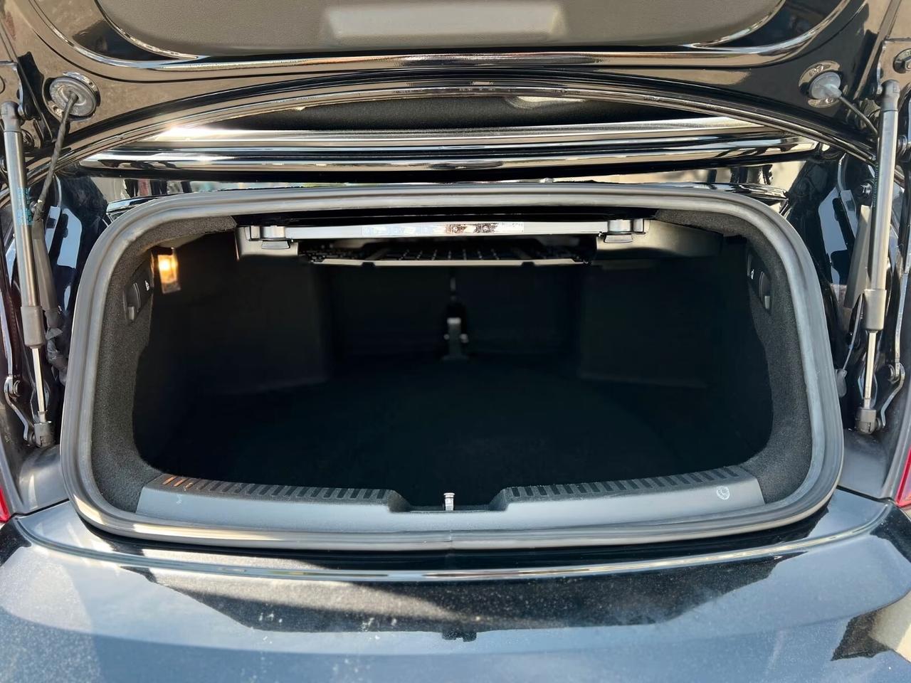 Volkswagen Maggiolino Cabrio 1.2 TSI Design BlueMotion Technology