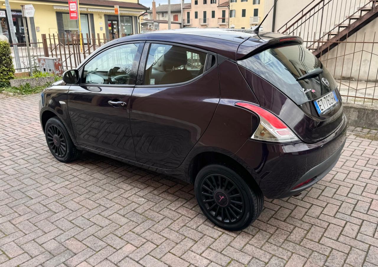 Lancia Ypsilon 0.9 Metano Ok Neopatentati