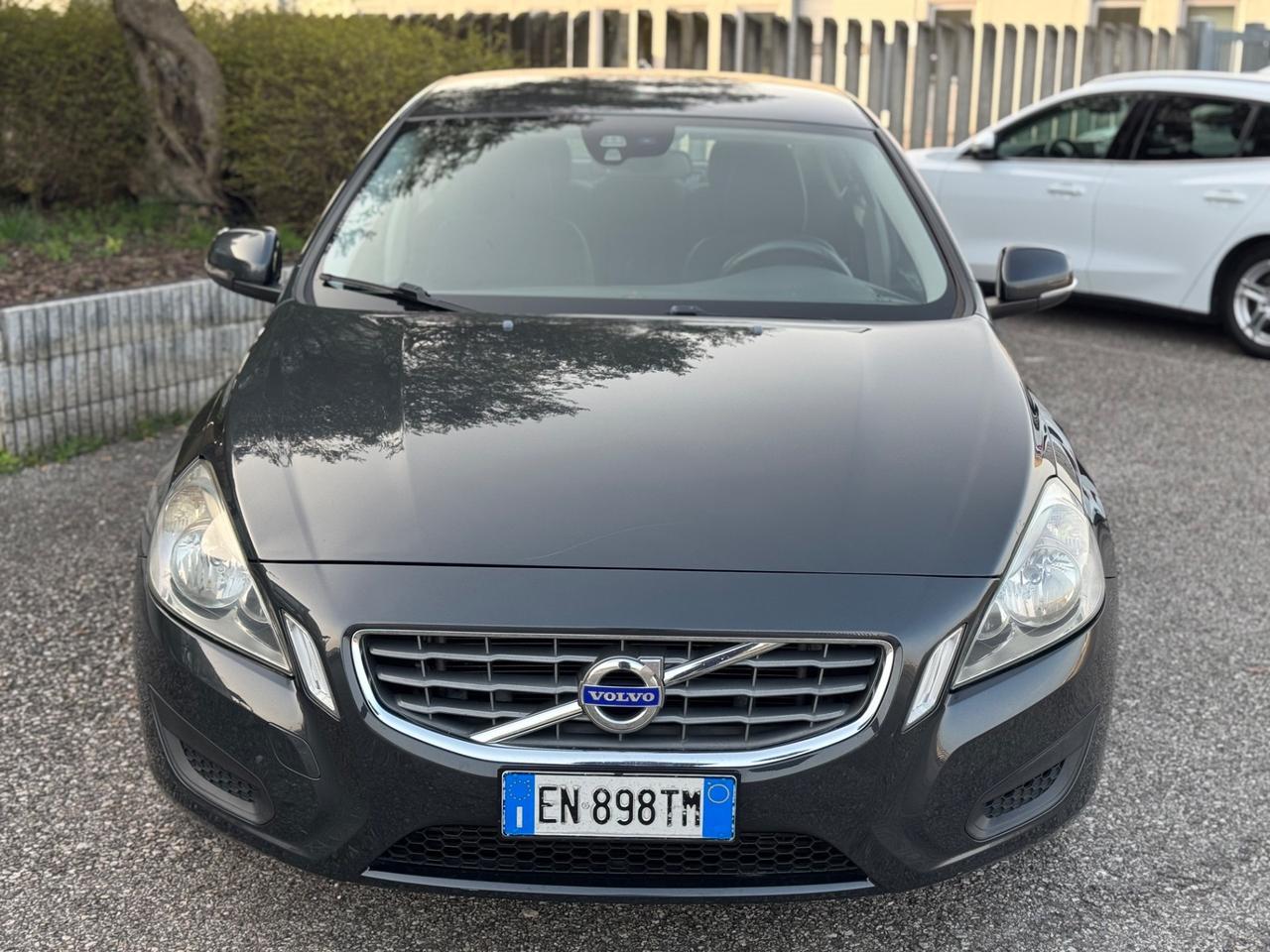 Volvo S60 D3 2.0D 163cv Automatico Summum
