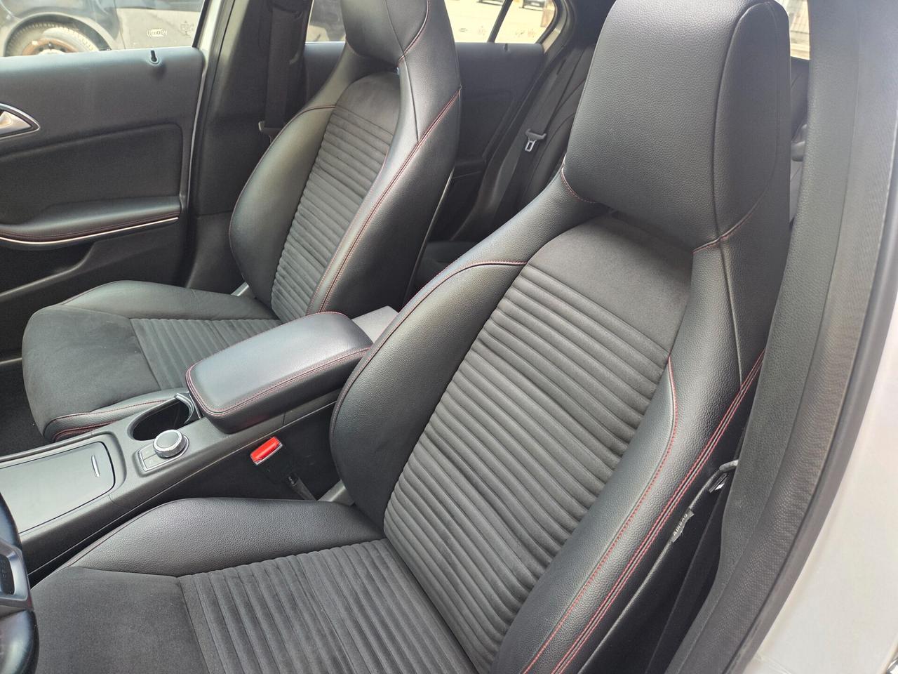 MERCEDES A200 PREMIUM TETTO APRIBILE 136CV KMCERTIF