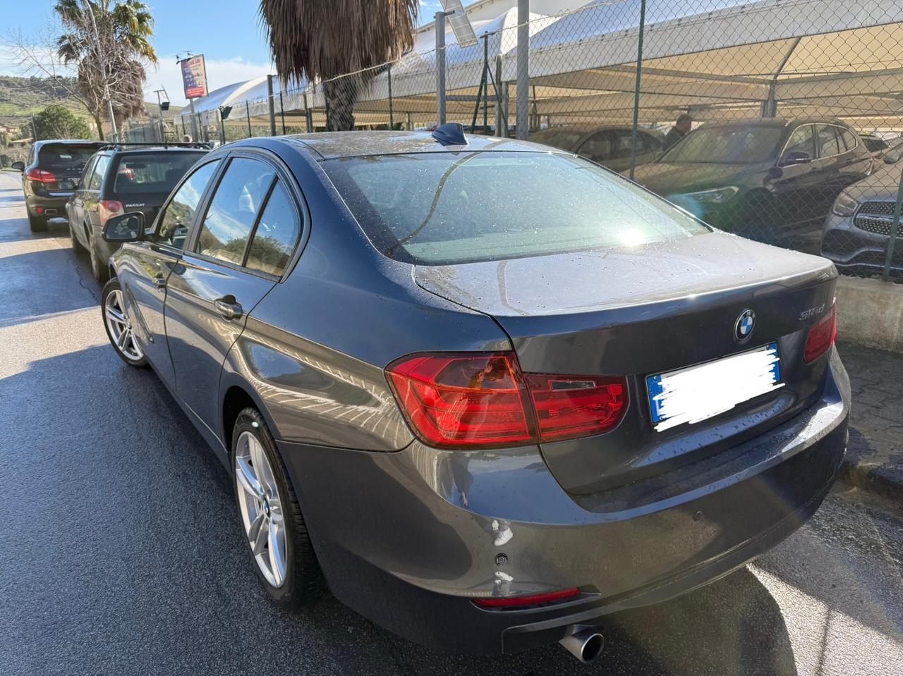 Bmw 318D 2.0D 143cv Berlina SPORT DA VETRINA2015