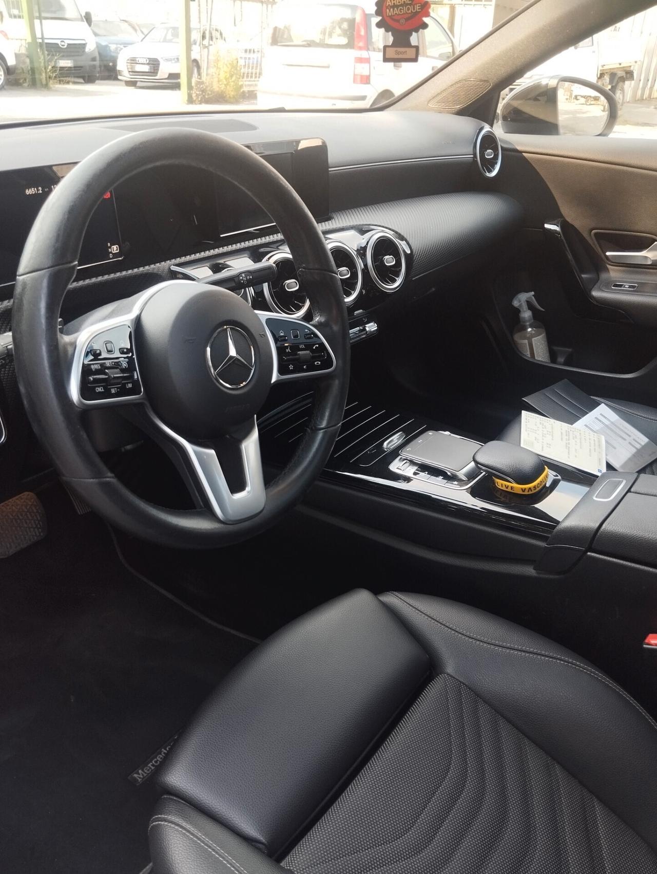 Mercedes-benz A 180 A 180 d Automatic Premium
