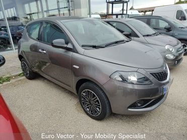 Lancia Ypsilon 0.9 TwinAir 5 porte Metano Ecochic Gold