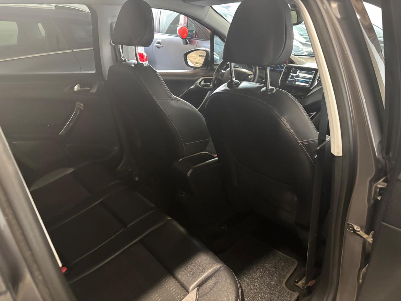 Peugeot 2008 1.6 e-HDi OK NEOPATENTATI