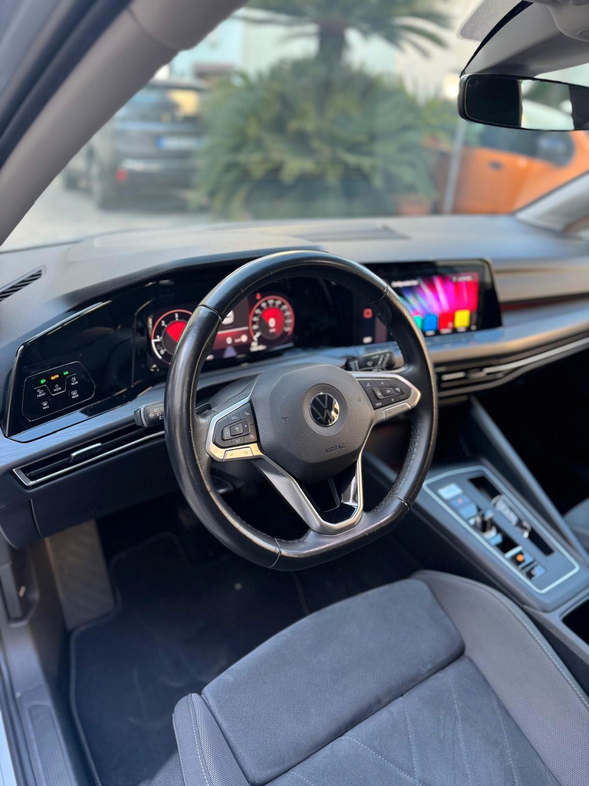 Volkswagen Golf 2.0 TDI SCR Style