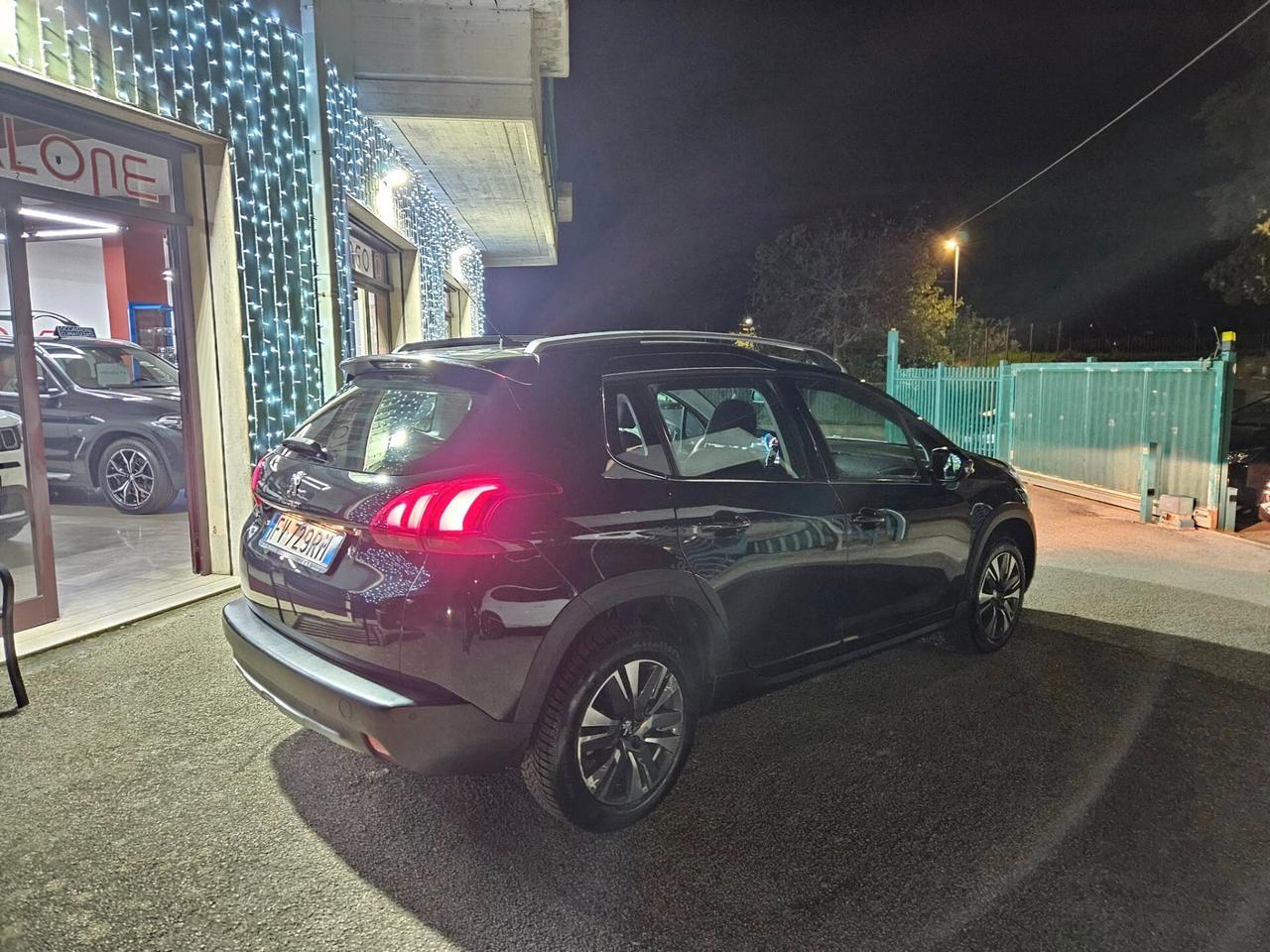 Peugeot 2008 BlueHDi 100 S&S Allure