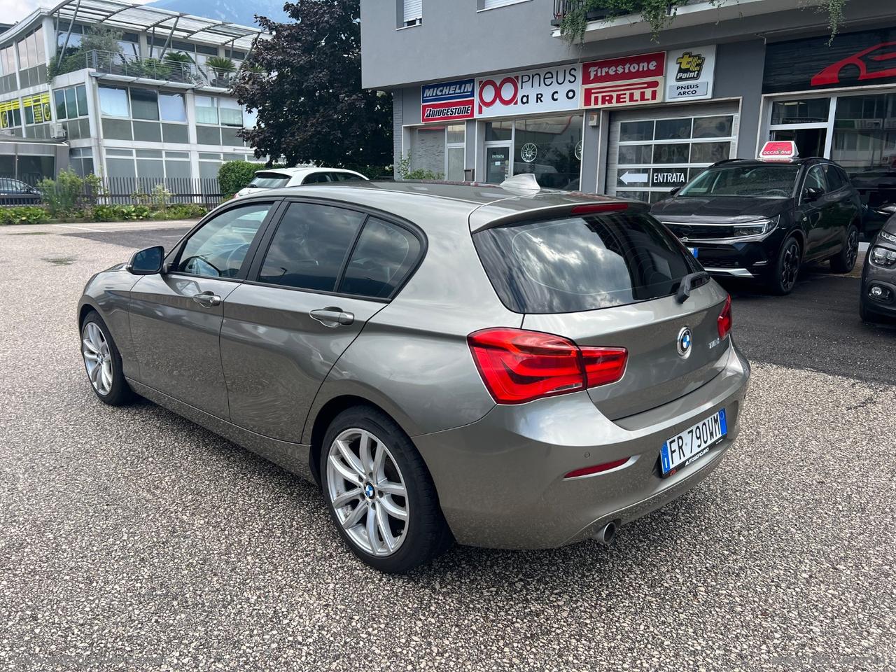 BMW 116d 5p. Urban