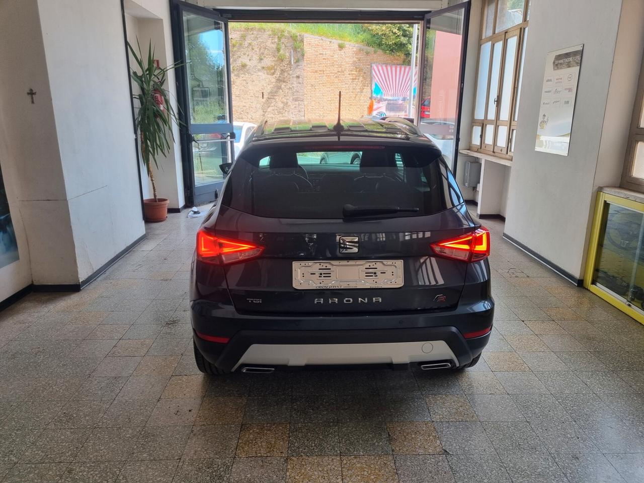 Seat Arona 1.0 TGI FR TELECAMERA, NAVI, TAGLIANDI SEAT