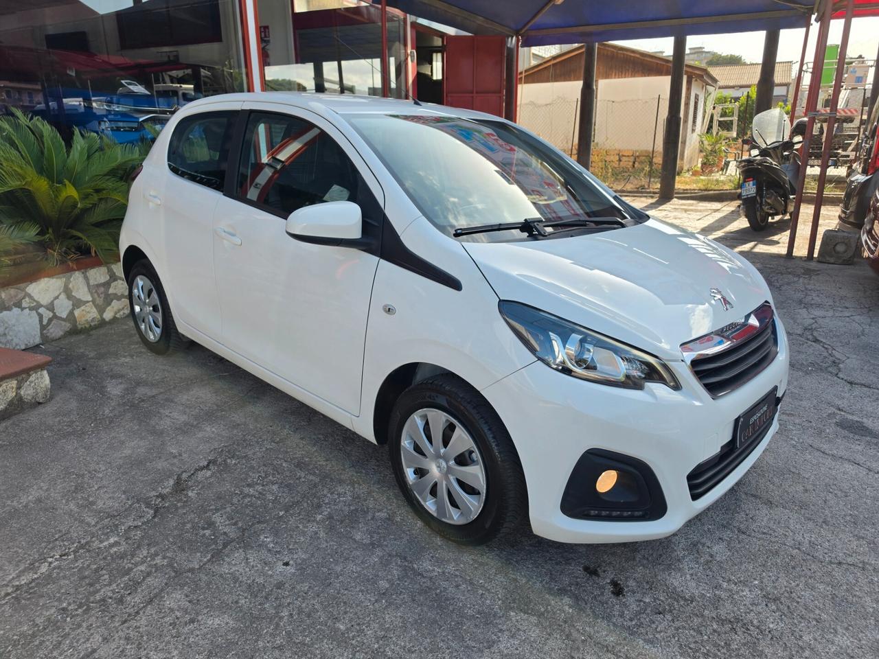 Peugeot 108 1,0 benzina 02/2018 Cv69 AUTOMATICA