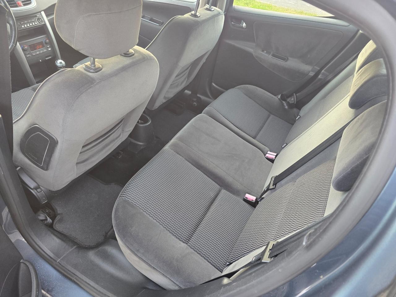 PEUGEOT 207 1.4 "OK PER NEOPATENTATI"