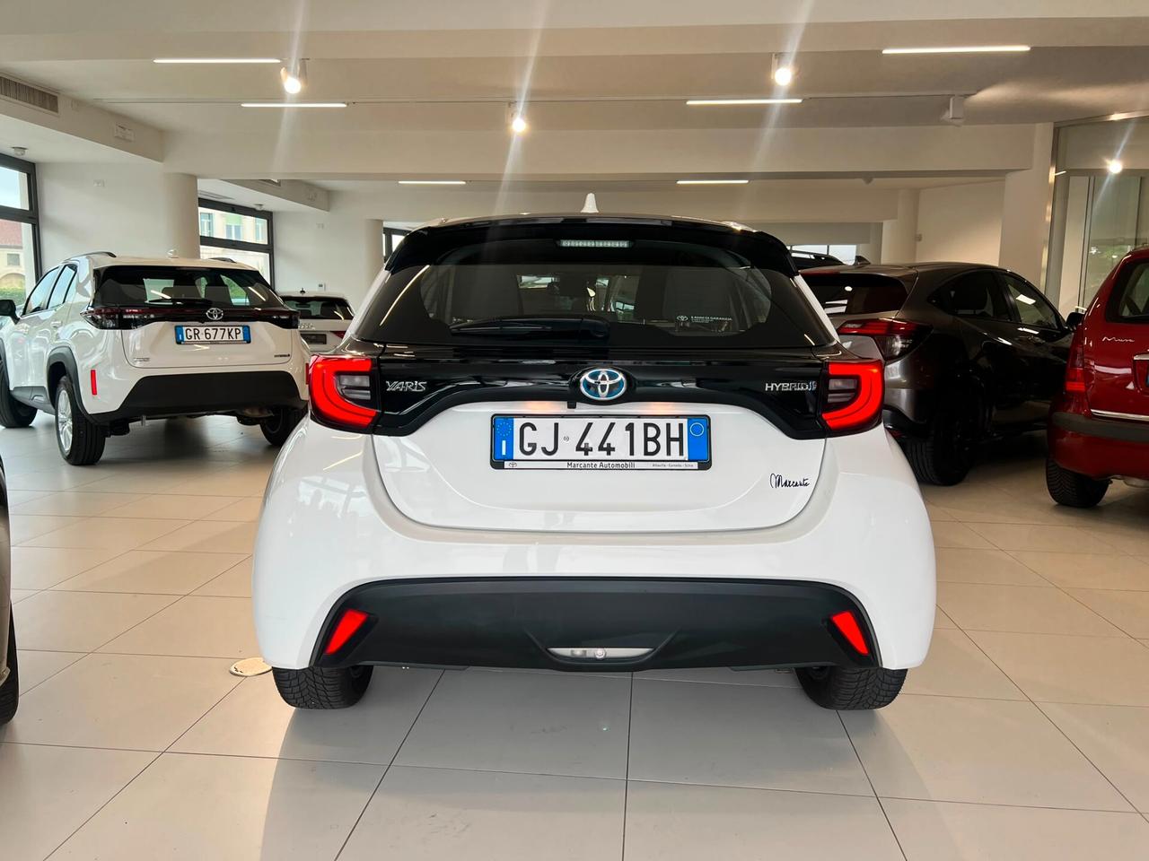 Toyota Yaris 1.5 Hybrid 5 porte Trend