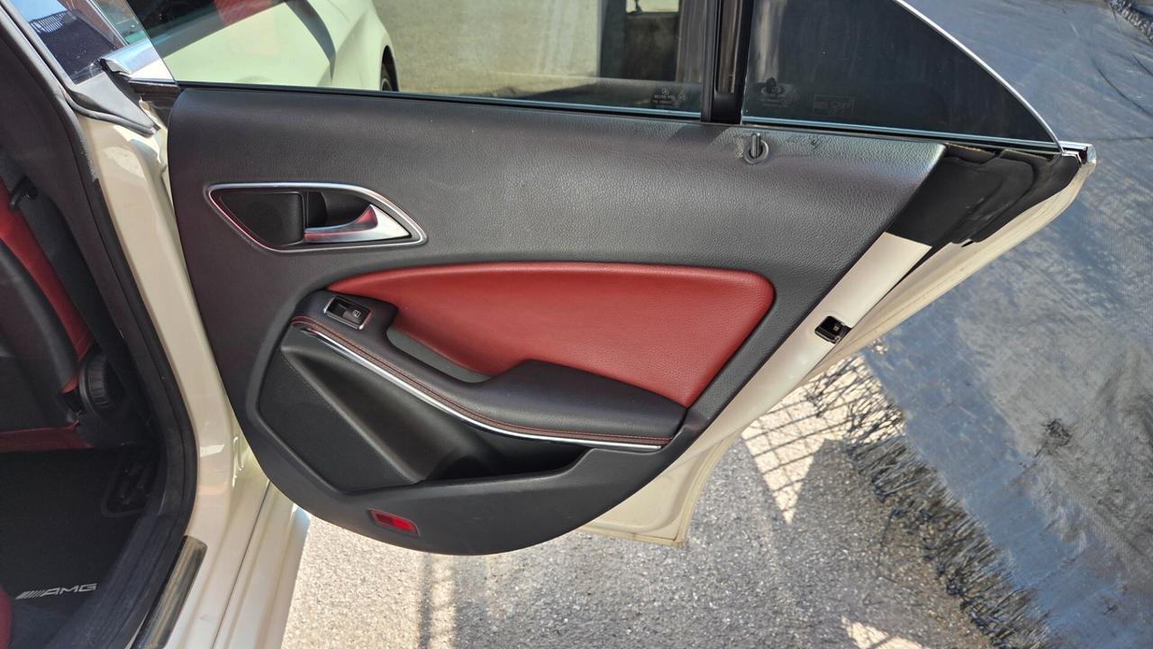 Mercedes-benz CLA 250 Automatic Premium
