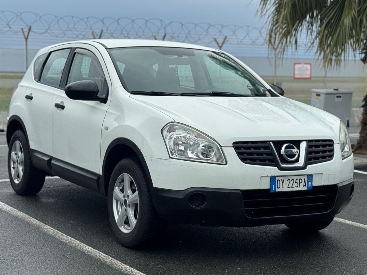 NISSAN QASHAQI 1.5 DCI SOLI 104.000 REALI!!!