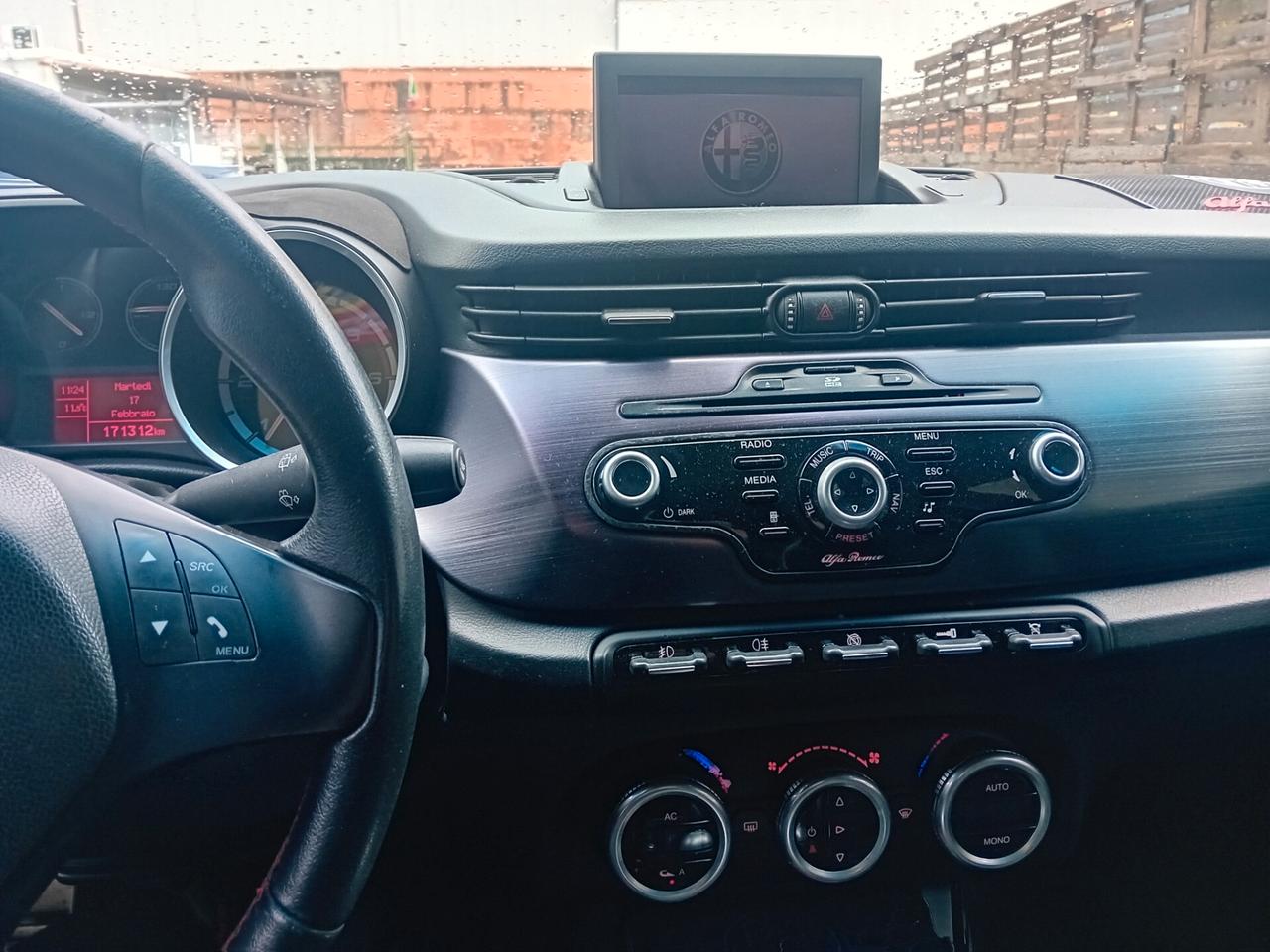 Alfa Romeo Giulietta 1.6 JTDm-2 105 CV Veloce