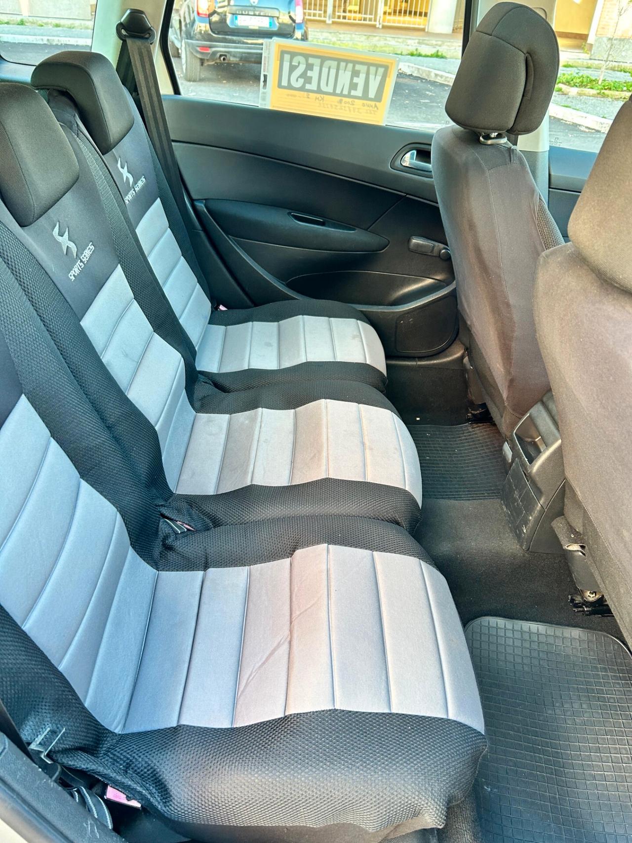 Peugeot 308 1.6 HDi 90CV FAP 5p. Premium