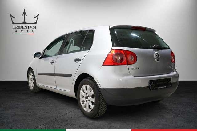 Volkswagen Golf 1.6 fsi Sportline 5p