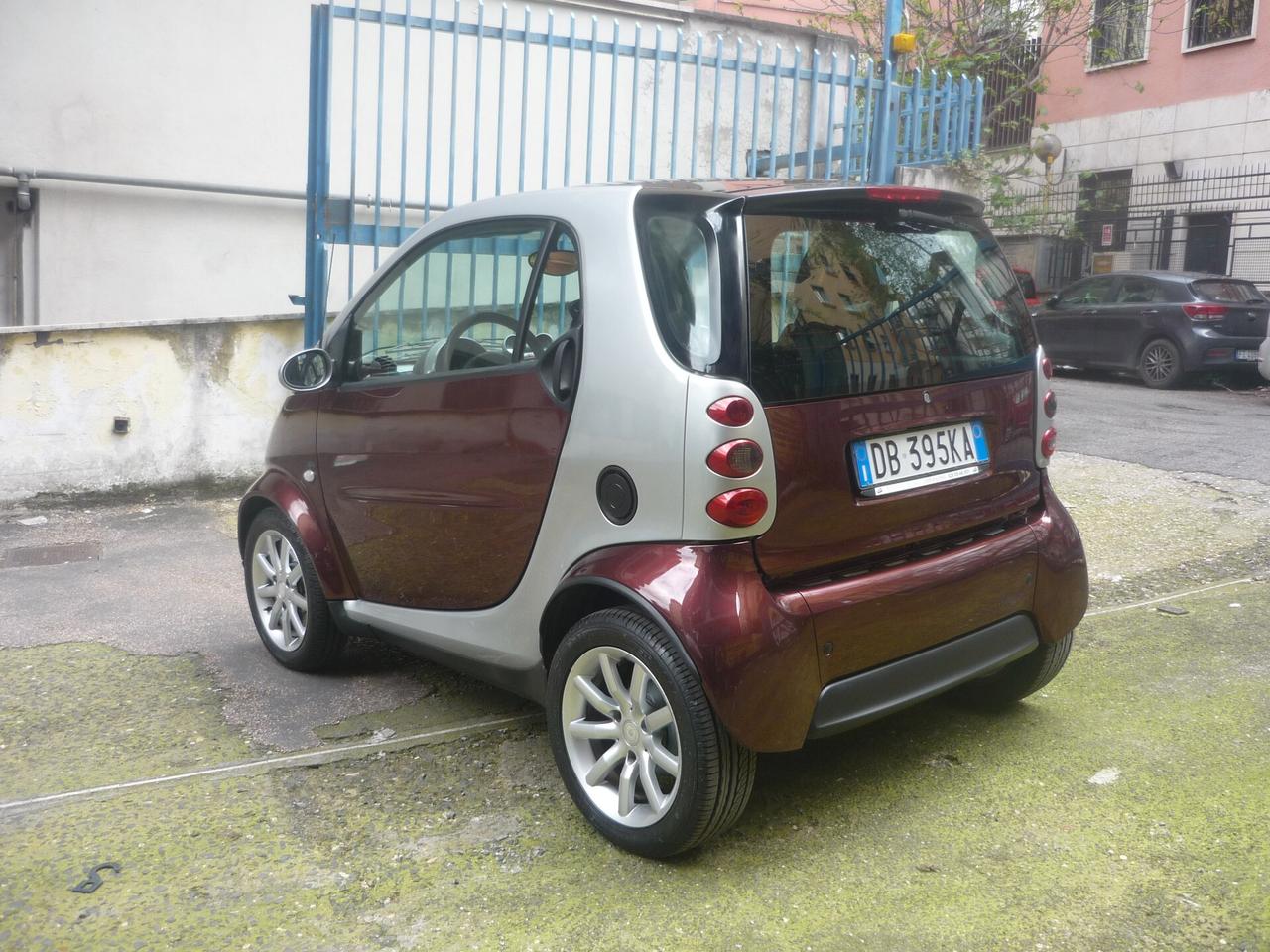 Smart ForTwo 700 coupé passion (45 kW)