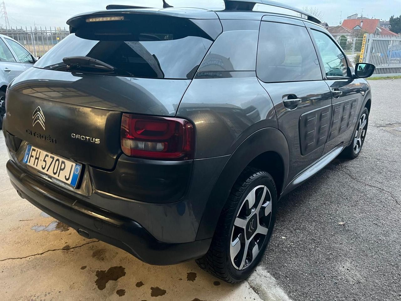 Citroen C4 Cactus PureTech 82 Shine