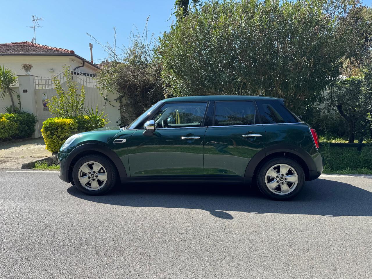 Mini 1.2 One 5 porte 102 CV Neopatentati