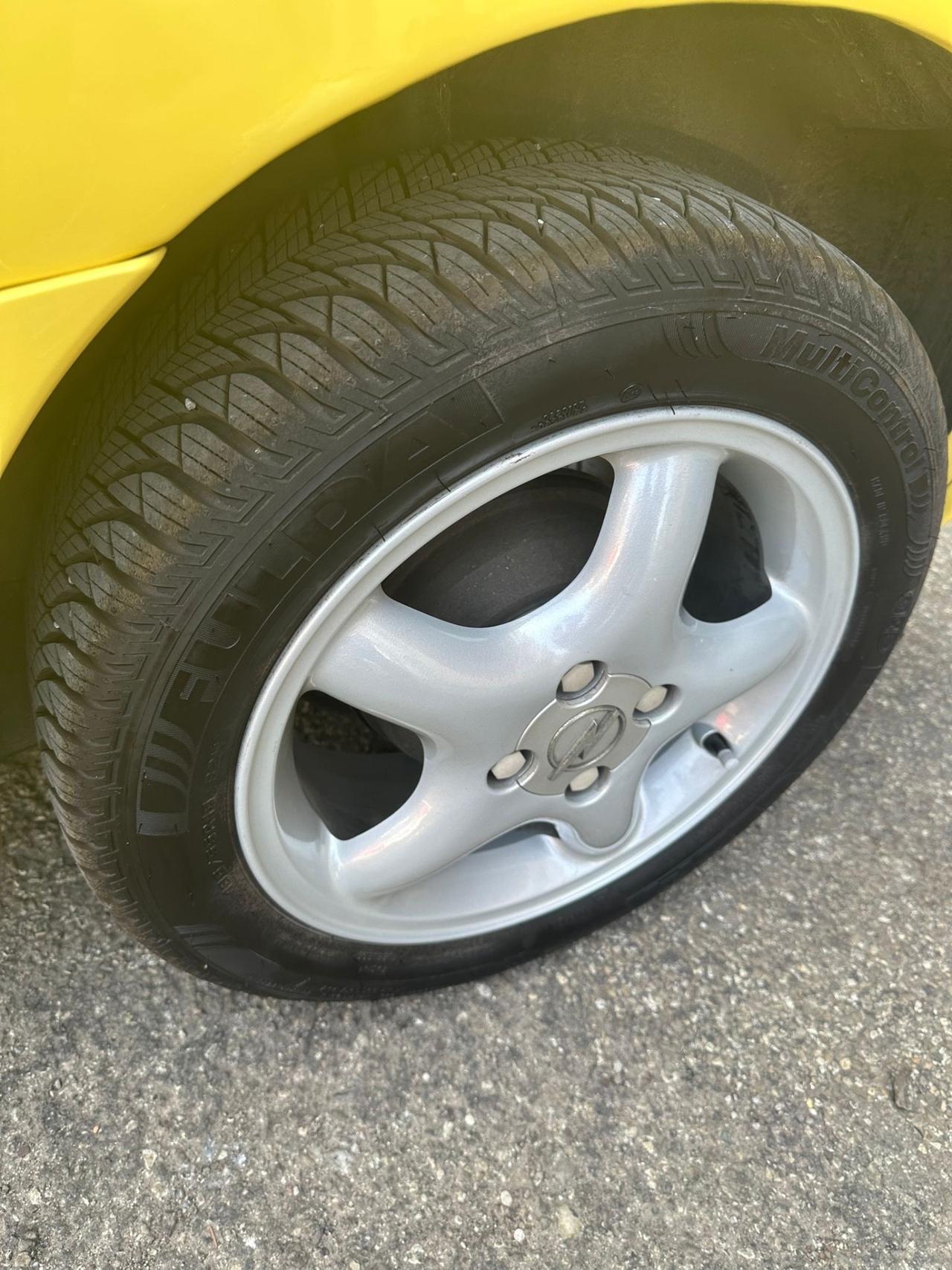 Opel Tigra 1.4i 16V cat
