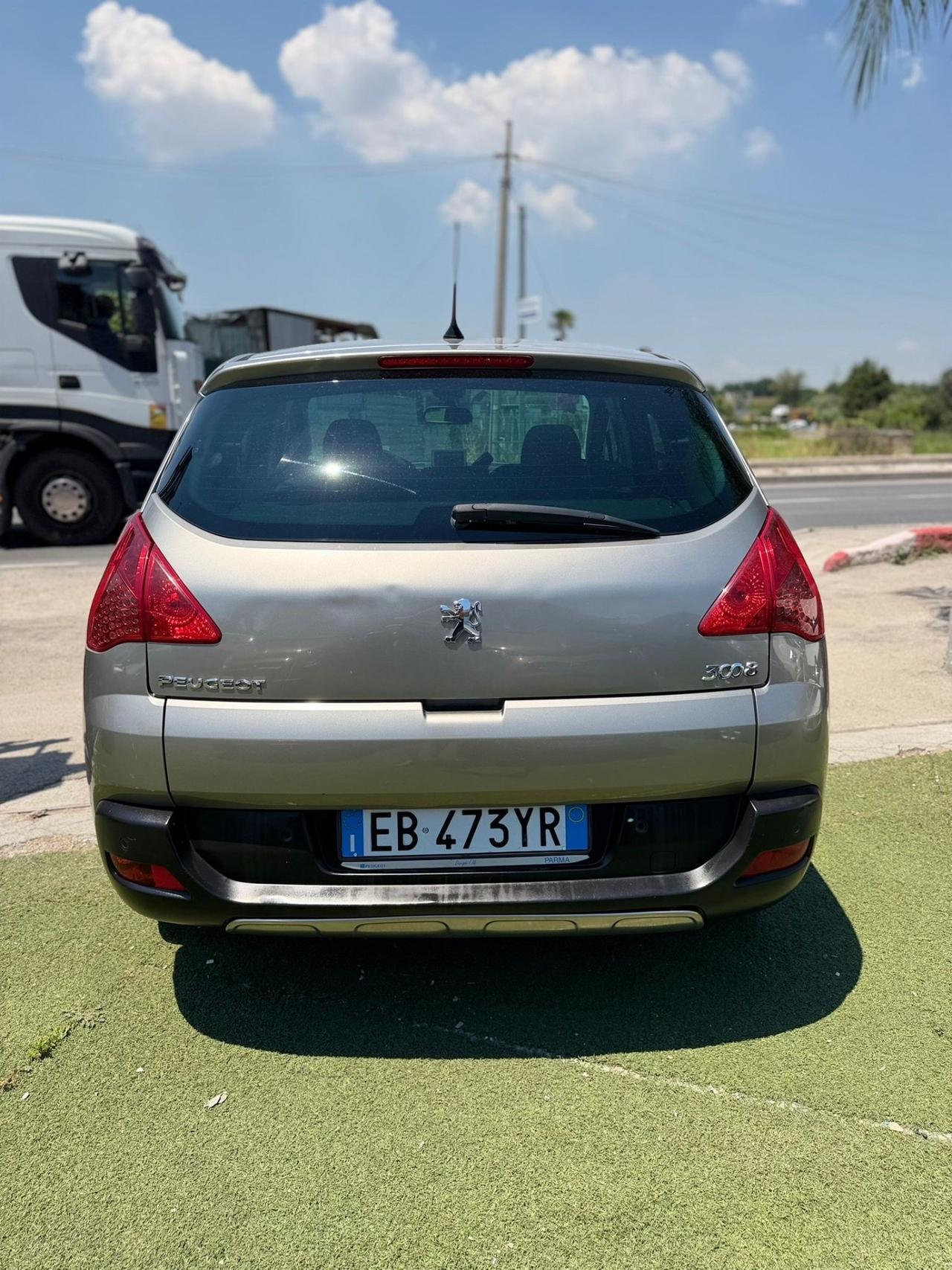 Peugeot 3008 1.6 e-HDi 112CV cambio robotizzato S.&S. Premium