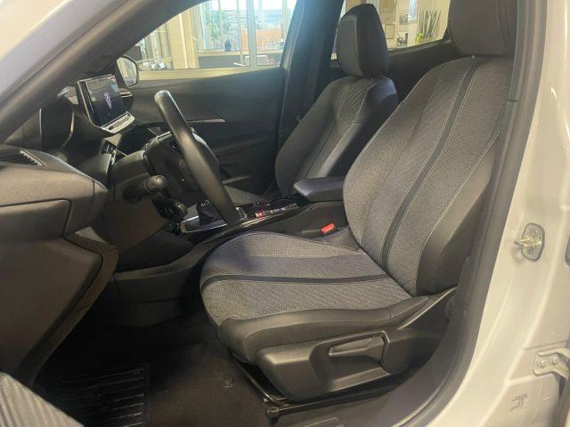 PEUGEOT 2008 PureTech 100 S&S Allure C/GRIMALDI SPECIAL DAY