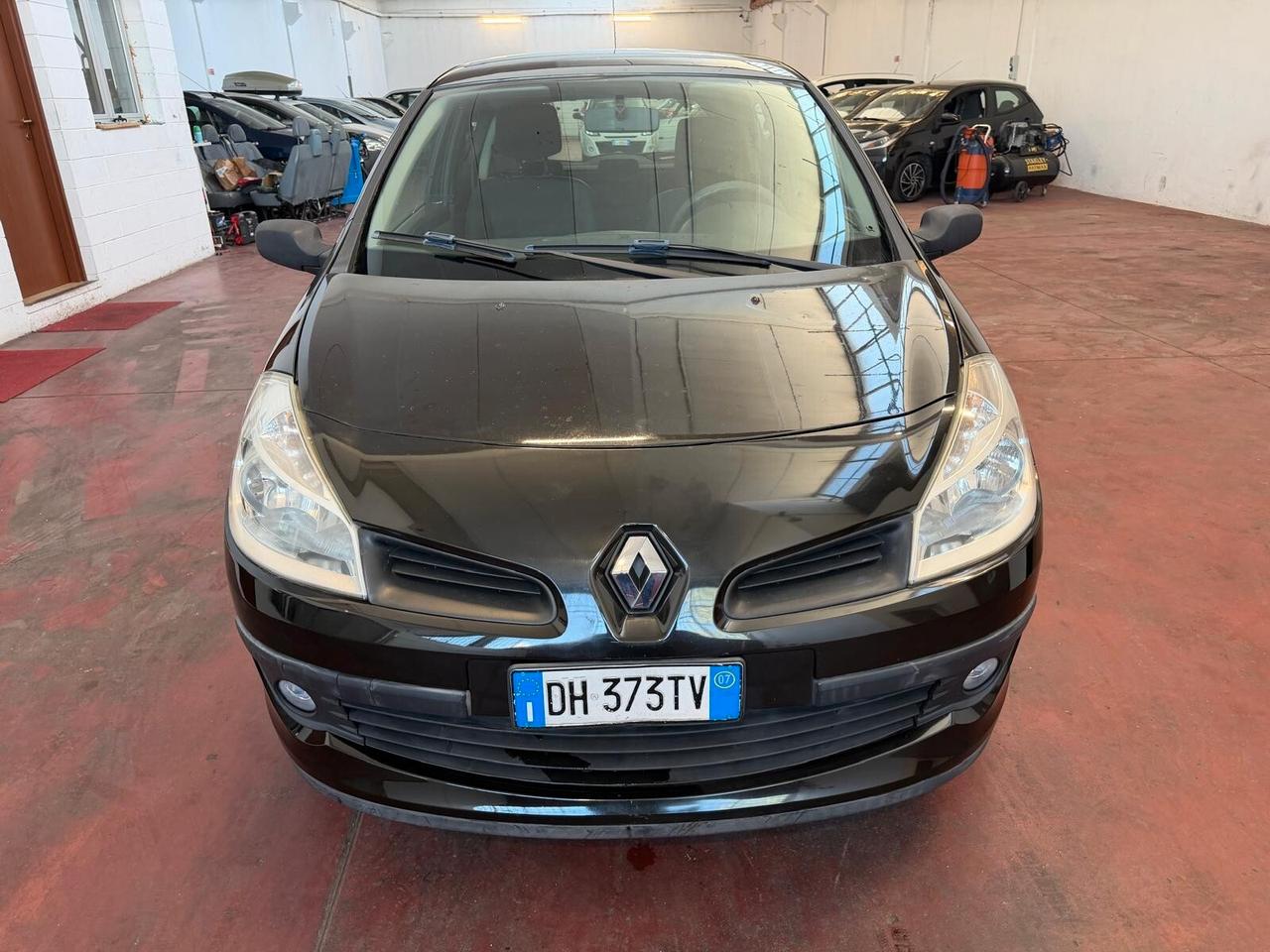 Renault Clio 1.2 16 V 3P LUXE 73.706KM