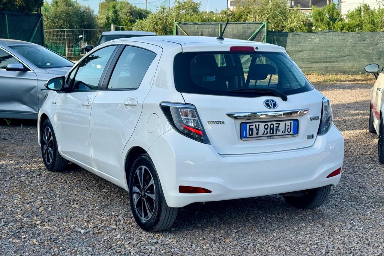 Toyota Yaris 1.5 Hybrid 5 porte Lounge Più