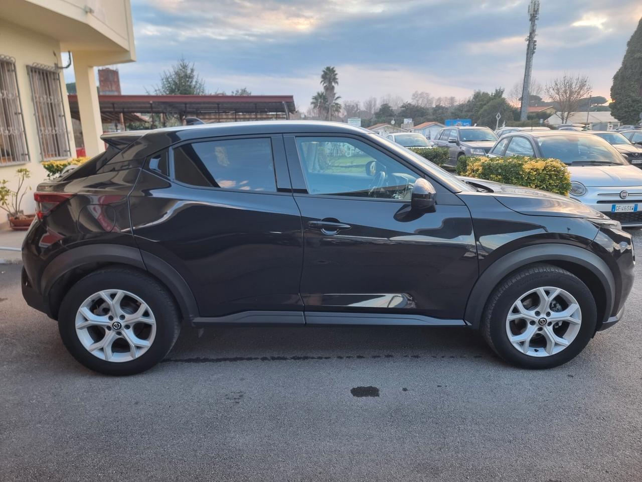 Nissan Juke 1.0 DIG-T N-CONNECTA 114 CV